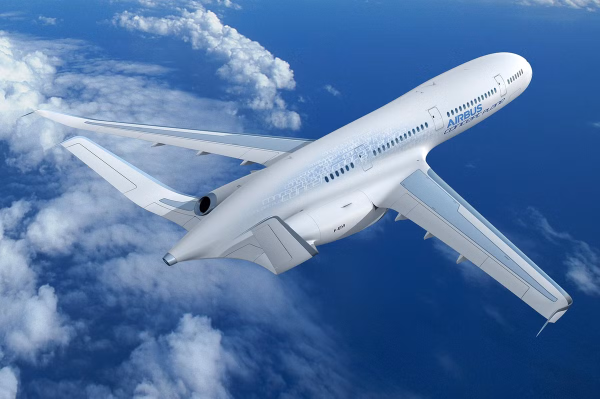 Bức tranh trên của Jean-Marc Côté khiến nhiều người kinh ngạc bởi nó tiên đoán chính xác về sự ra đời của máy bay.