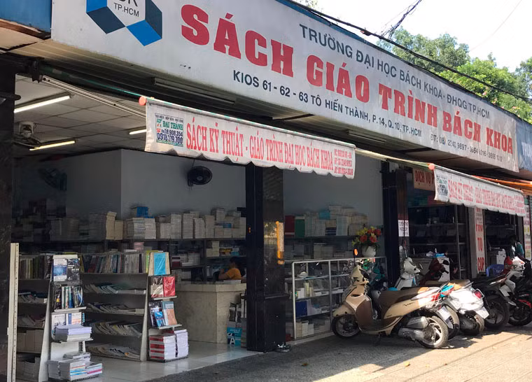 Hiện tại, tại khu vực 2 mặt tiền của trường ĐH Bách Khoa chỉ còn các cơ sở, văn phòng của trường hoạt động để phục vụ sinh viên.
