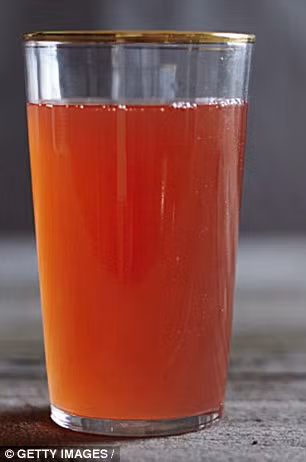 Các nghiên cứu gần đây cho thấy prebiotic và probiotic (như nấm kefir) cũng có lợi cho các VĐV vì làm tăng khả năng miễn dịch, giảm viêm nhiễm đối với đường hô hấp trên khi VĐV tập luyện vào mùa đông.