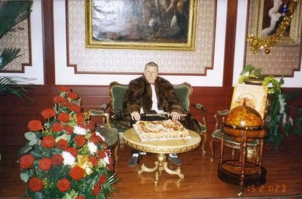 "Tôi đang thư giãn với một khẩu súng".