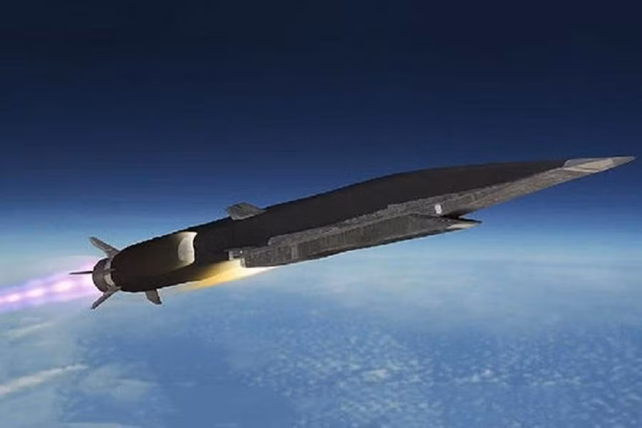 Ở đây trước hết chúng ta sẽ nhớ lại tuyên bố của chính ông Leonov vào cuối tháng 1/2023 - khi cho biết tên lửa siêu thanh phóng từ mặt nước Zircon sẽ được đưa vào sử dụng trong năm 2023 và biến thể phóng từ tàu ngầm là vào năm 2026.