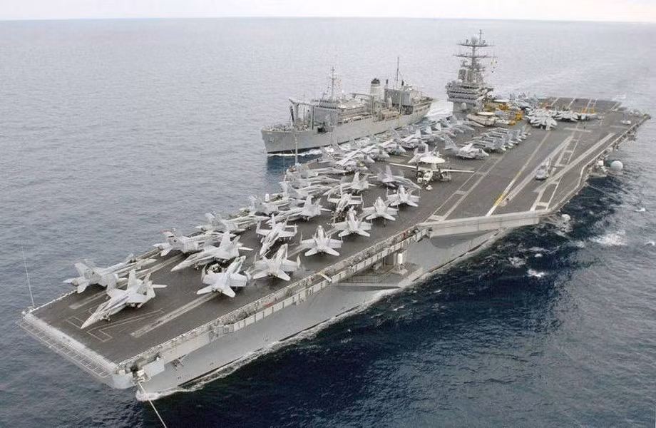 Ông Kramnik lưu ý rằng Grumman A-6 Intruder phù hợp hơn với vai trò máy bay tấn công chuyên dụng so với Boeing F/A-18E/F Super Hornet.