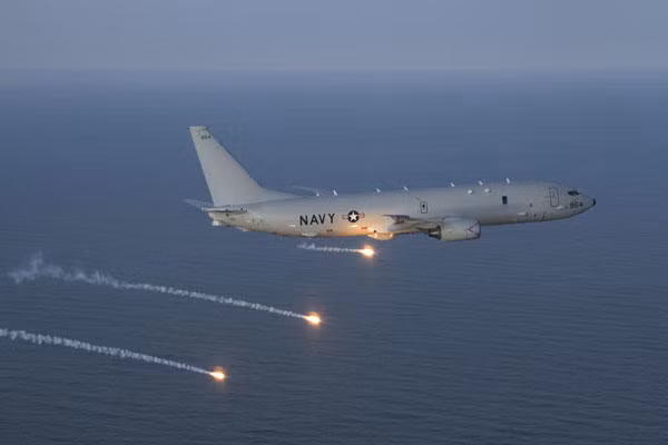 Giá thành của mỗi chiếc máy bay tuần tra biển P-8 Poseidon vào khoảng hơn 100 triệu USD theo tỷ giá năm 2016. Nguồn ảnh: Navy.
