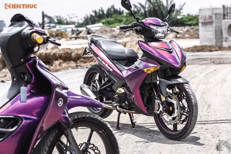 Dù không "khủng" như nhiều bản độ xe máy Exciter khác tại Việt Nam nhưng chiếc Exciter 150 này vẫn rất hấp dẫn bởi những món đồ chơi đơn giản, nhưng có chọn lọc mà chủ xe đã trang bị cho chiếc xe.