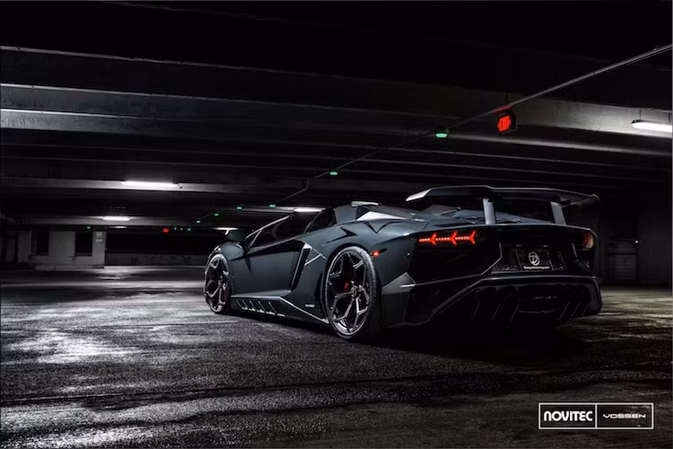 Giá thành cho gói nâng cấp Torado dành cho chiếc siêu xe hàng khủng Aventador SV Roadster không được Novitec công bố, tuy nhiên chắc chắn nó sẽ có trị giá tính bằng hàng chục nghìn, thậm chí là trăm nghìn USD.