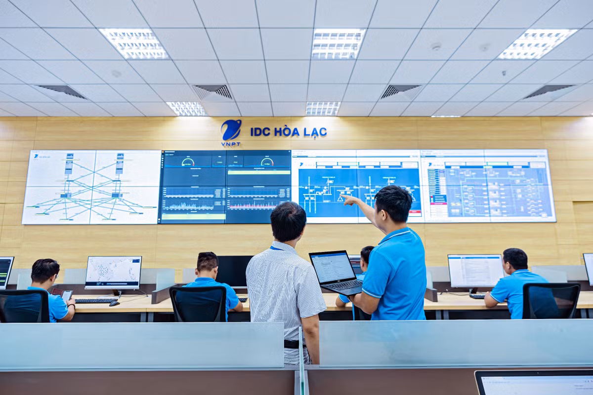 Khai trương Trung tâm dữ liệu VNPT IDC Hòa Lạc: Lớn nhất, hiện đại nhất Việt Nam - Hình 3 Khai truong Trung tam du lieu VNPT IDC Hoa Lac: Lon nhat, hien dai nhat Viet Nam-Hinh-3