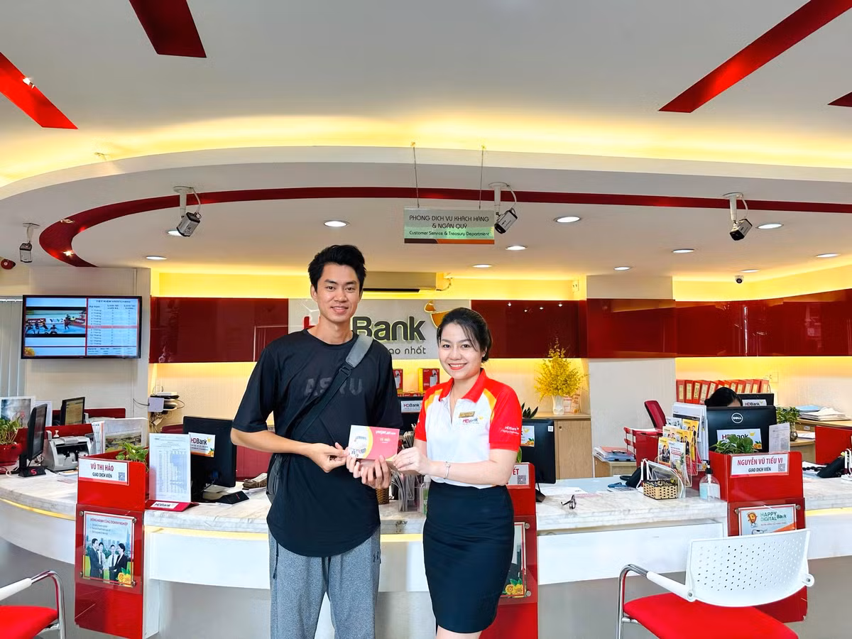 Còn hơn 7.000 giải hoàn tiền đến 5 triệu đồng của HDBank đang chờ chủ nhân Con hon 7.000 giai hoan tien den 5 trieu dong cua HDBank dang cho chu nhan
