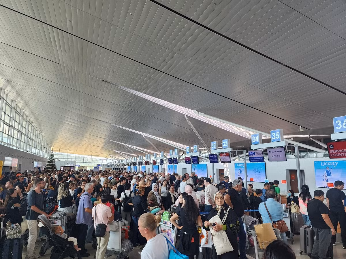 Số chuyến bay liên tục tăng, du lịch Phú Quốc tỏa sắc cuối năm So chuyen bay lien tuc tang, du lich Phu Quoc toa sac cuoi nam