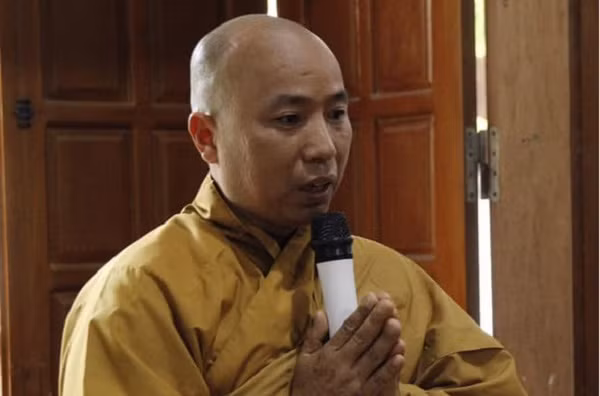 Chap thuan cho Dai duc Thich Thanh Toan xa gioi, hoan tuc