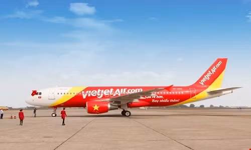 Thời tiết xấu, nhiều chuyến bay bị hủy