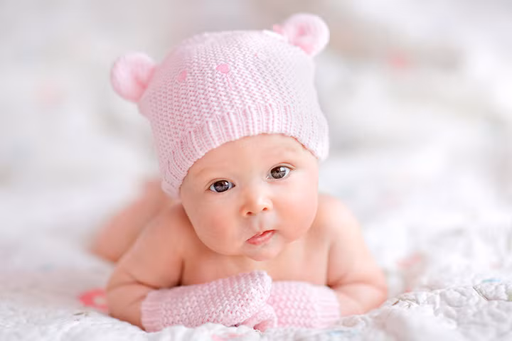 Theo đó, một số cái tên đẹp cho con gái năm 2018 mà bố mẹ có thể tham khảo đặt cho con gái sắp chào đời theo ý nghĩa trên có thể kể đến như: An, Như, Trinh, Trang, Hạnh, Hương, Tú, Uyển, Thục, Nhi, Hiền, Duyên, Lan, Hoa, Diệp, Chi, Liên, Mai, Thảo, Trúc...
