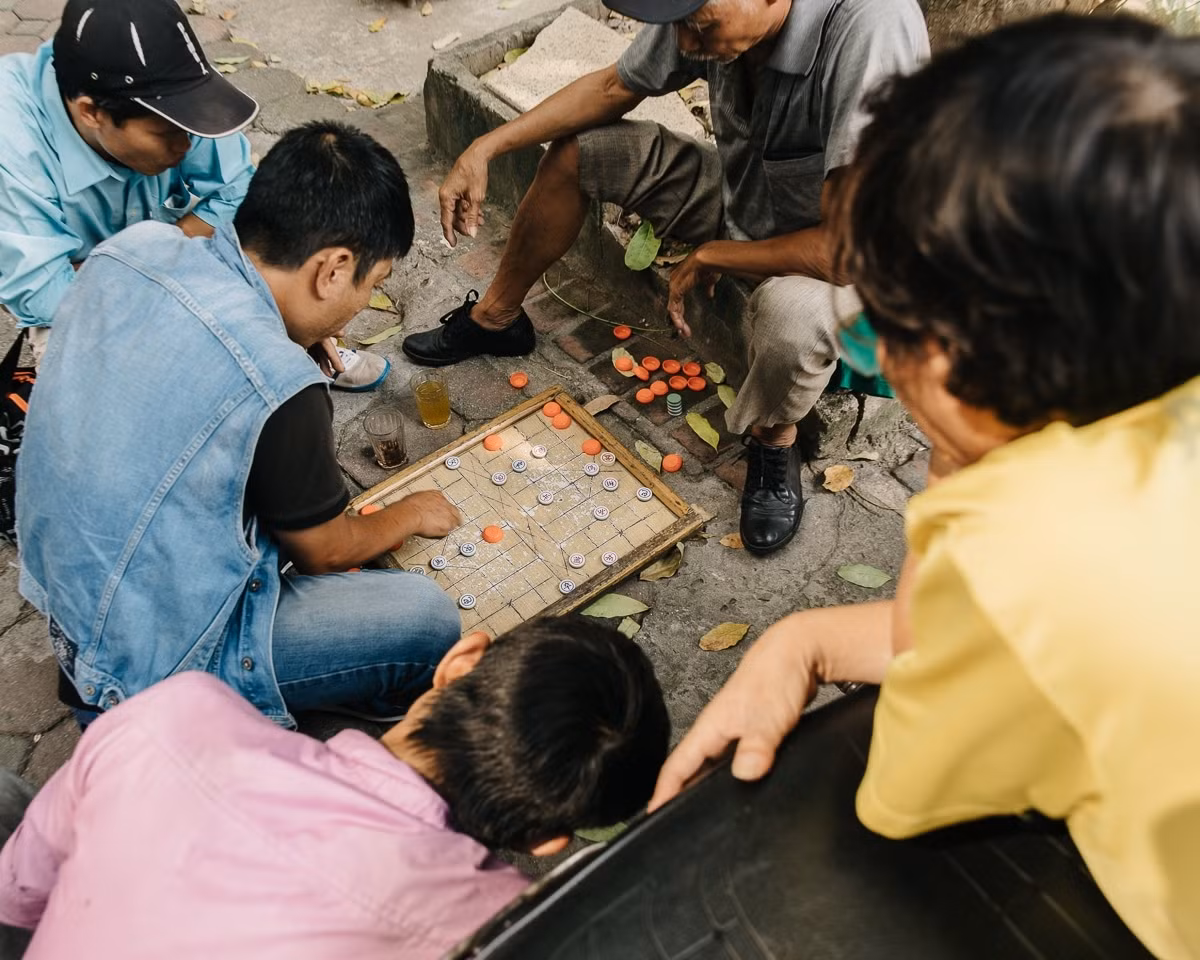 Chơi cờ tướng trên đường phố Hà Nội