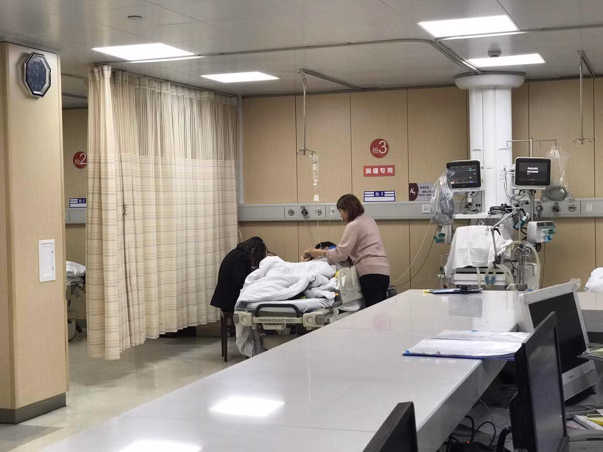 Trai trẻ để cạp nong cực độc cắn tự tử và kết gây sốc - Hình 2 Trai tre de cap nong cuc doc can tu tu va ket gay soc-Hinh-2