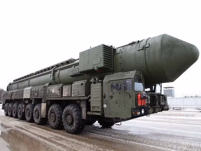 Thời gian gần đây hai đối tác thân thiết Nga - Belarus đã phát sinh khá nhiều mâu thuẫn, trong đó chủ yếu là Minsk cho rằng Moscow đang thể hiện thái độ "bề trên" trong mối quan hệ với mình.