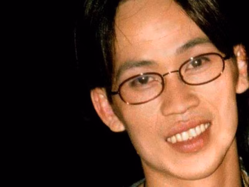 Hoài Linh trở nên nổi tiếng khi cộng tác với danh hài Vân Sơn. Ảnh: Vietnamnet