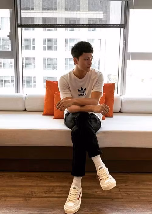 Harry Lu vẫn kín tiếng về đời tư.