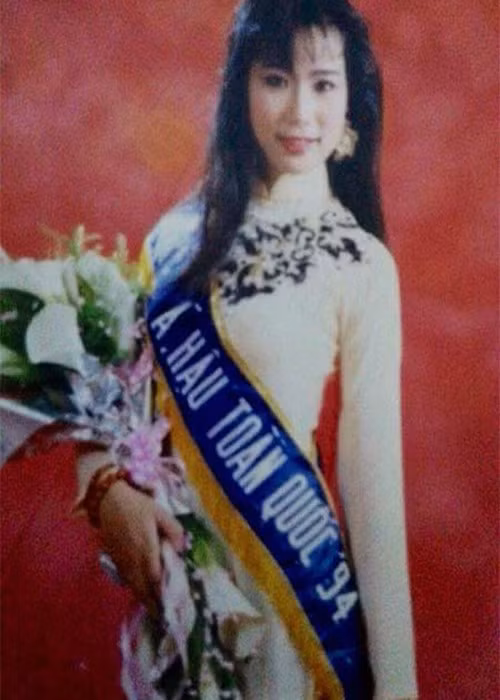 Năm 1994, Trịnh Kim Chi tham dự cuộc thi Hoa hậu Việt Nam và đoạt ngôi vị Á hậu 2. Tuy nhiên, người đẹp sinh năm 1971 lại theo đuổi đam mê diễn xuất chứ không bước chân sang làng thời trang. Ảnh: Vietnamnet