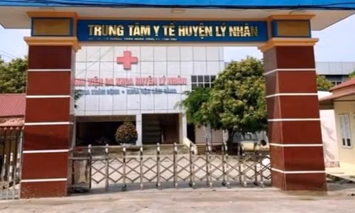 Tam dinh chi Giam doc Trung tam Y te o Ha Nam vi de dich lay lan