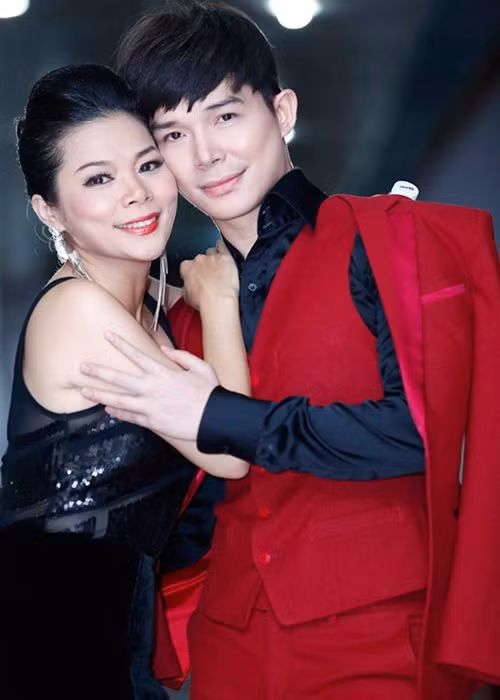 Mỹ Lệ và Nathan Lee bắt đầu chơi với nhau vào năm 2006 khi nam ca sĩ chưa về Việt Nam hoạt động nghệ thuật. Cả hai có nhiều điểm chung, đặc biệt là thích trồng cây. Ảnh: Khám phá