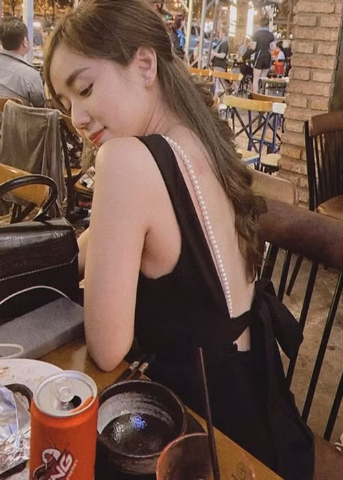 Vào tháng 3/2021, Bảo Ngọc chia sẻ, Hoài Lâm không gặp con vì anh vẫn phải điều trị bệnh ở quê nhà. Cô phải đợi sức khỏe của chồng cũ ổn định mới cho gặp các con.