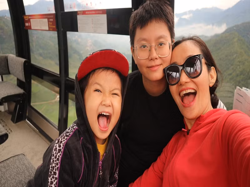 Hạnh Thúy chia sẻ, con gái đầu lòng của cô rất mạnh mẽ, độc lập.