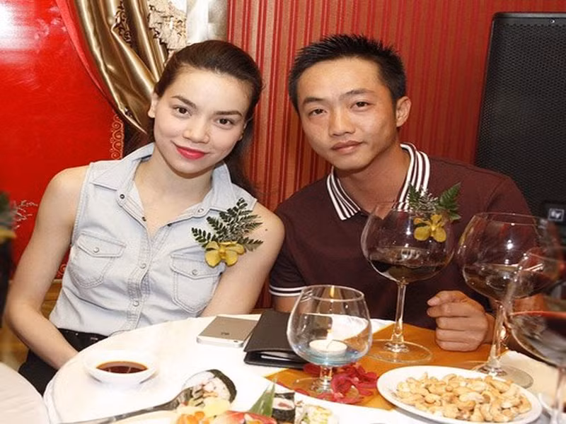 Sau khi bị nghi chia tay Tăng Thanh Hà, Cường Đô la nhanh chóng sánh đôi cùng Hồ Ngọc Hà rồi cả hai kết hôn, có một cậu con trai. Hiện tại, Cường Đô la, Hồ Ngọc Hà lẫn Tăng Thanh Hà đều có tổ ấm riêng hạnh phúc. Ảnh: PLO