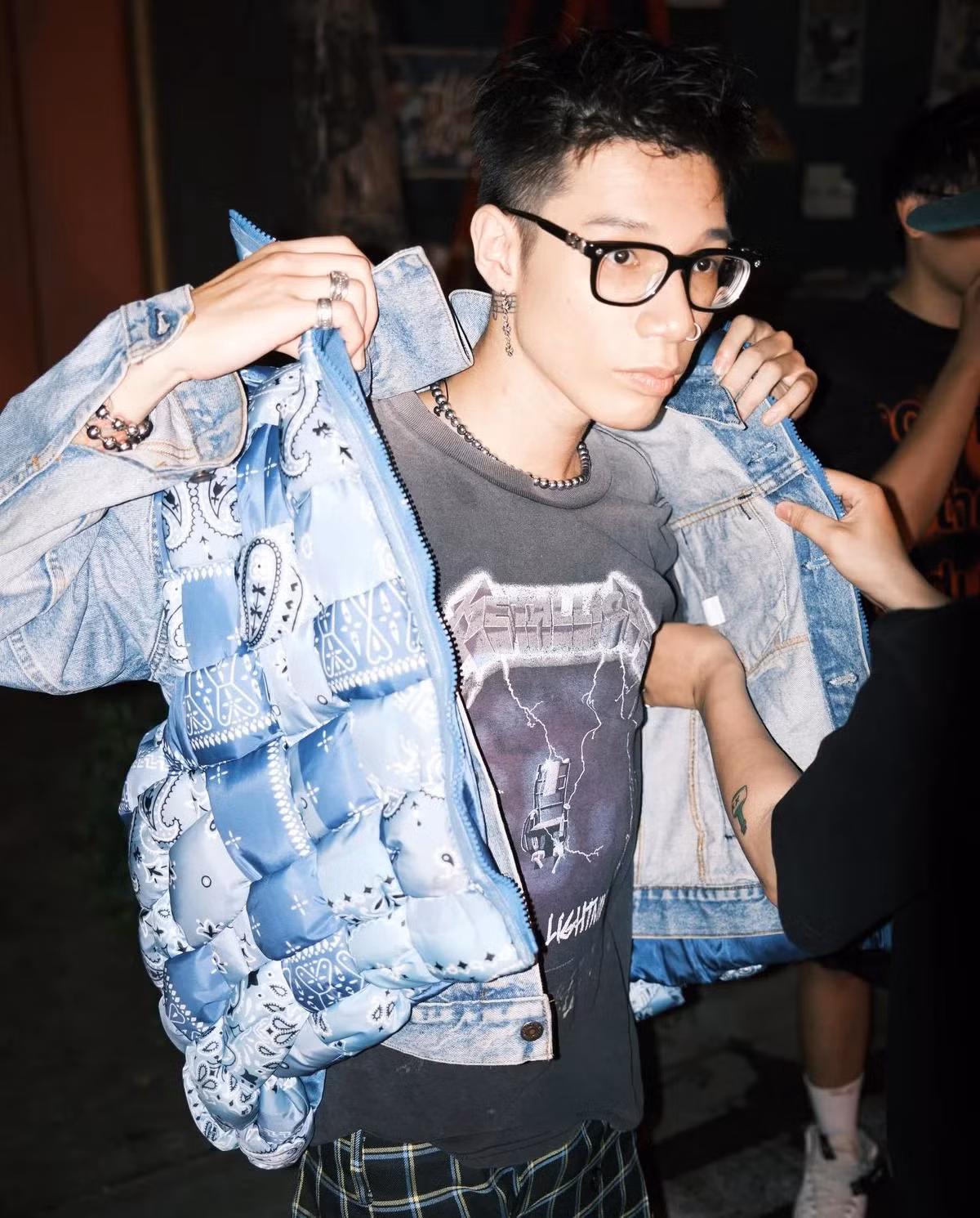 MCK là ai mà đang gây xôn xao mạng xã hội? - Hình 5 MCK la ai ma dang gay xon xao mang xa hoi?-Hinh-5