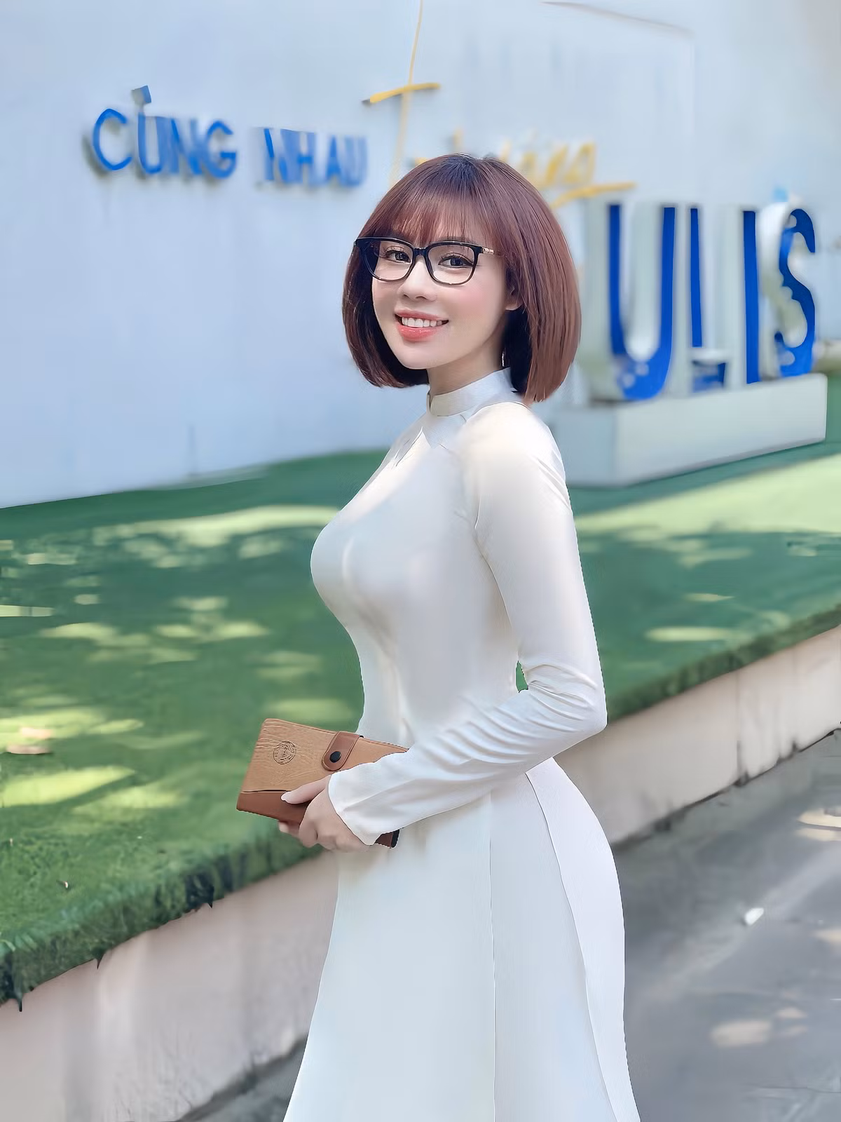 Sau biến cố hôn nhân, Hà My tập trung vào công việc, nâng cao trình độ và cuộc sống cá nhân.