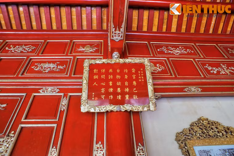 Việc phục hồi trường lang tuân theo những quy định nghiêm ngặt của UNESCO về việc tôn tạo di sản, được thực hiện dưới sự giám sát của các chuyên gia quốc tế.