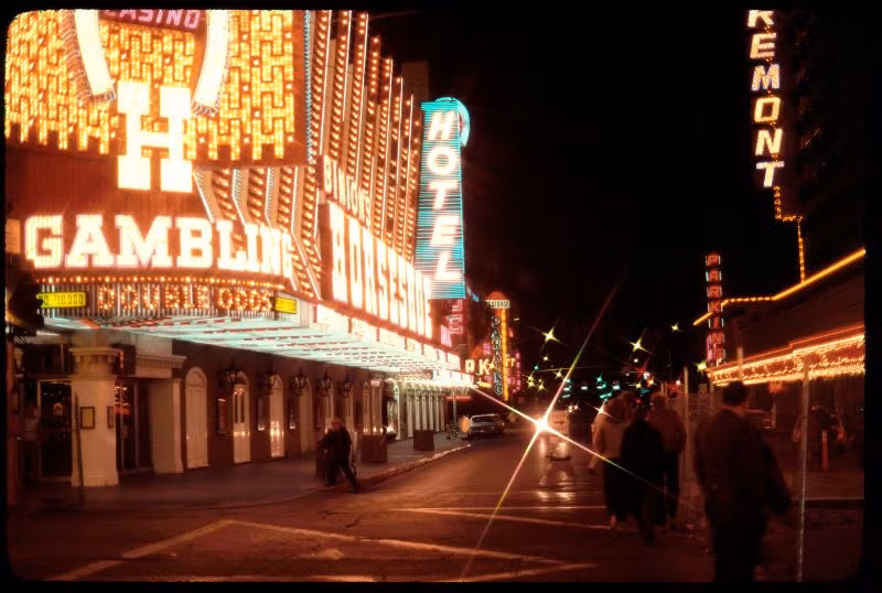 Sòng bạc Horseshoe, đường Fremont. Ảnh: Craig Gustafson.
