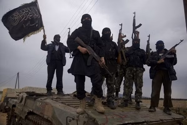 No lon o Syria, loat tay sung khung bo HTS chet tham