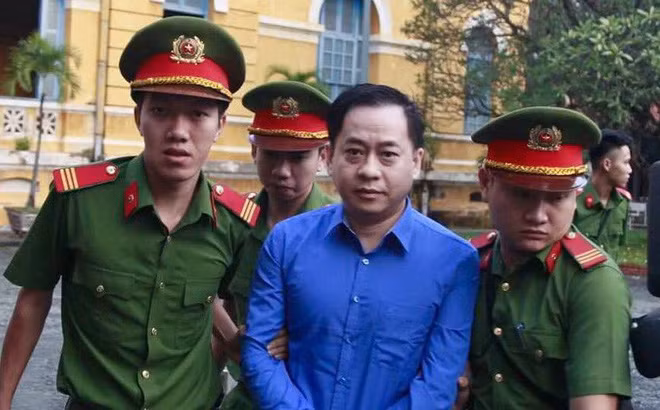 Diem ten nhung toi pham bo tron truoc khi bi bat gay xon xao du luan-Hinh-16
