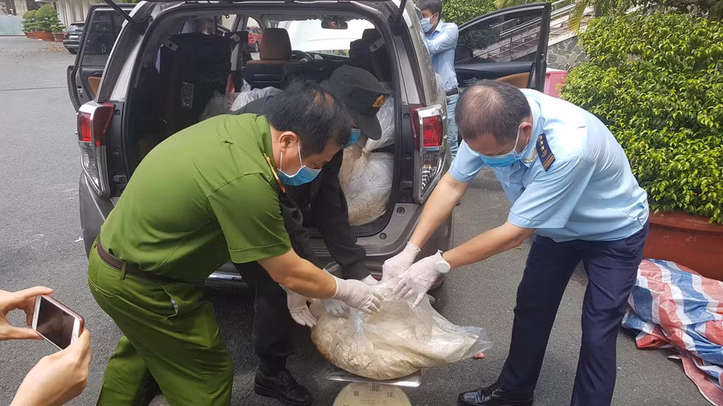 Bước đầu, cảnh sát nhận định, đây là lô ketamin bị bắt giữ thuộc loại lớn nhất từ trước đến nay, giá trị ước tính hơn 500 tỷ đồng.