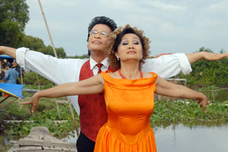 Tình yêu của Thanh Bạch và vợ cũ bắt đầu khi cả hai cùng du học ở Nga, sau đó có cái kết đẹp là một đám cưới và một cậu con trai chung. Ảnh: Vietnamnet