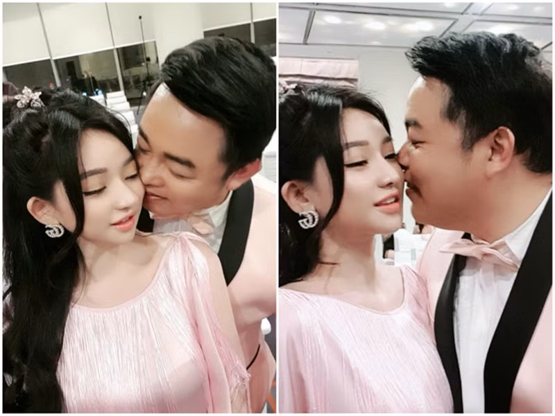 Giống Ivy, Quang Lê cũng từng có một cuộc hôn nhân vô cùng chóng vánh. Nam ca sĩ chia sẻ, anh kết hôn năm 21 tuổi.