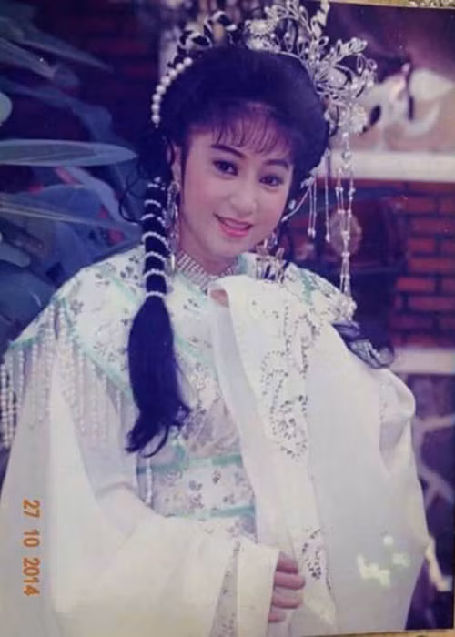 Nghệ sĩ Thoại Mỹ lúc trẻ sở hữu nhan sắc vô cùng xinh đẹp. Ảnh: Ngôi sao