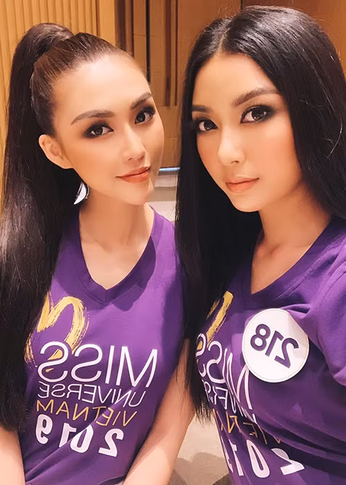 Thúy Vân tấm tắc khen ngợi nhan sắc Tường Linh.