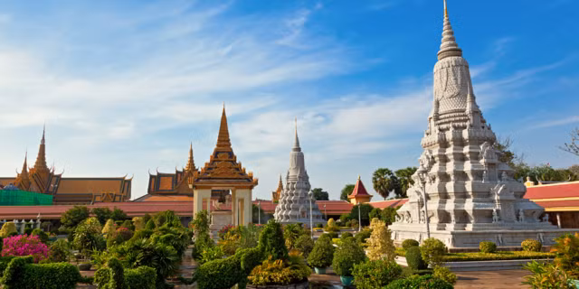 Đứng thứ 4 là đất nước Campuchia. 39% người nước ngoài cảm thấy ở nhà trong văn hóa địa phương gần như ngay sau khi di chuyển ở đây.