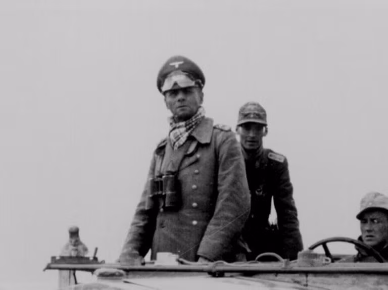 Nhiều người cho rằng, kho báu mà Rommel chôn giấu dưới biển có trị giá ước tính ít nhất 28 triệu USD.