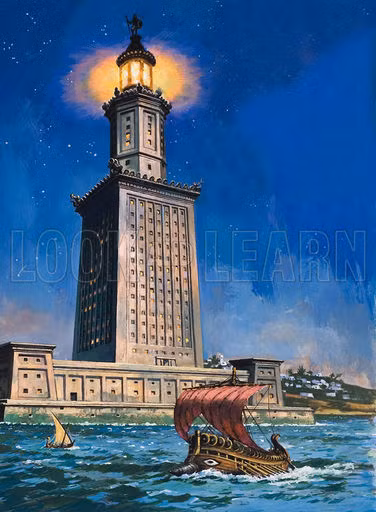 Kiến trúc sư Hy Lạp Sostratus thuộc Cnidus đã thiết kế ngọn hải đăng Alexandria. Công trình cao hơn 110m và chỉ đứng sau kim tự tháp Giza thời bấy giờ.