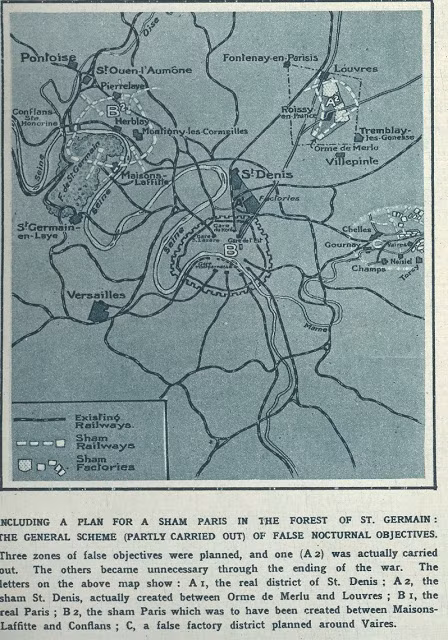 Những tòa nhà trong thành phố Paris giả được dựng lên từ nguyên liệu gỗ vô cùng khéo léo.