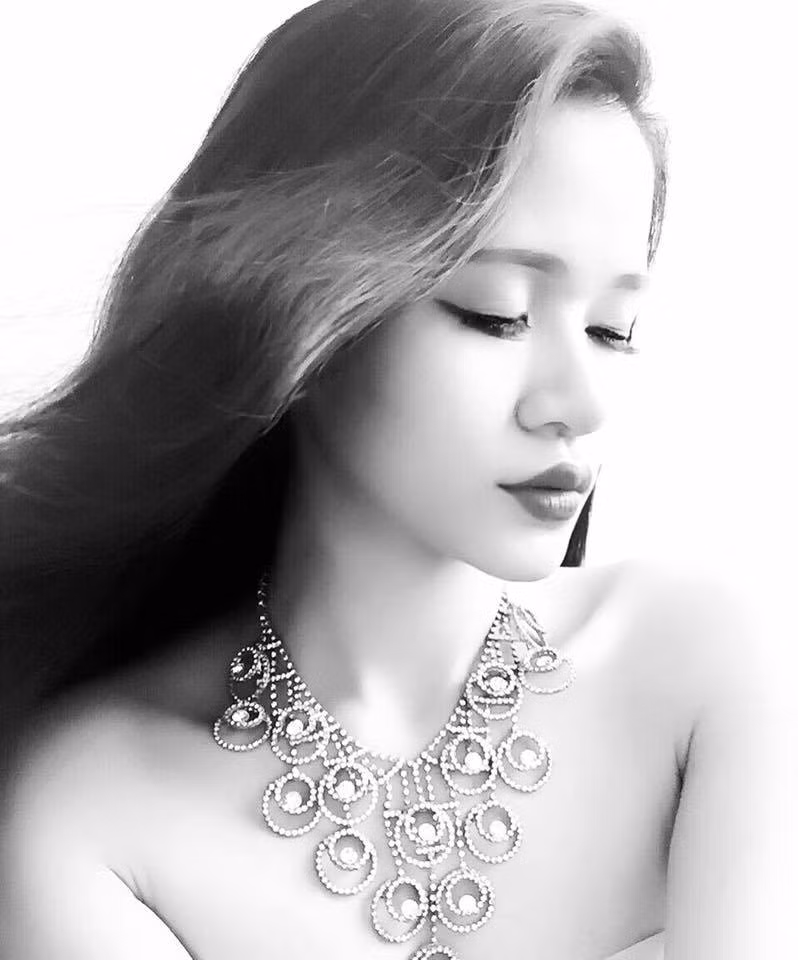 Tài khoản M.K cho biết: "Em thấy những điều chị chia sẻ hoàn toàn sát với thực tế nhưng mang nhiều yếu tố tiêu cực và lý thuyết quá nhiều. Trên thế giới này còn rất nhiều đàn ông tử tế, chung thủy, không phải ai cũng giống ai để áp dụng 1 công thức chung cho tất cả mọi người".