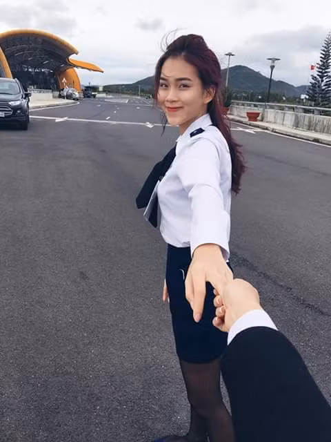 Theo học Học viện Hàng không từ hơn 4 năm nay nhưng Minh Phương lại có một thế mạnh không ngờ tới chính là khả năng diễn xuất và niềm đam mê nghệ thuật. Khác với nhiều nữ sinh hàng không khác, luôn mơ ước được trở thành các tiếp viên, được đi đây đó thông qua công việc phục vụ trong các chuyến bay hoặc làm nhân viên trong các cảng hàng không lớn... Ước mơ lớn của Minh Phương lại là được xuất hiện trên sân khấu, làm diễn viên chuyên nghiệp, được khán giả yêu mến.