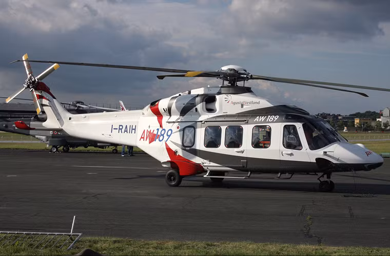 Mô hình trực thăng AW-189 được giới thiệu lần đầu ở triển lãm Paris Air Show năm 2011, chính thức bay lần đầu tiên ngày 21/12/2011. AW-189 nhận được chứng chỉ của cơ quan an toàn hàng không châu Âu (EASA) tháng 2/2014 và cơ quan an ninh hàng không liên bang Mỹ (FAA) tháng 3/2015.