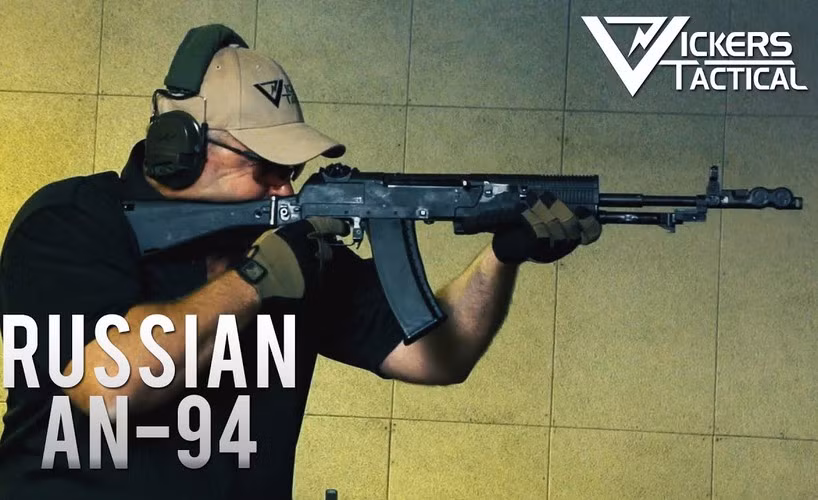 AN-94 được giới thiệu là "đã tạo ra bước nhảy vọt trong thiết kế so với Ak-47 nguyên thủy".