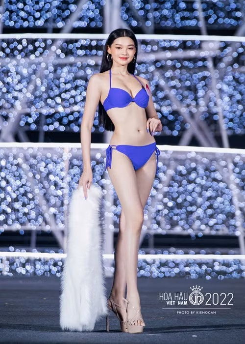Sở hữu body nuột nà, gương mặt xinh đẹp, Bé Quyên đang lọt top 3 Người đẹp biển ở Hoa hậu Việt Nam 2022. Ảnh: BTC
