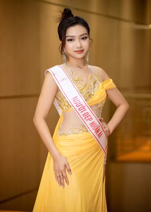 Trong chung kết, Ngọc Mai lọt top 20, top 10. Sau đó, cô vào top 5 chung cuộc nhờ thắng giải Người đẹp nhân ái.