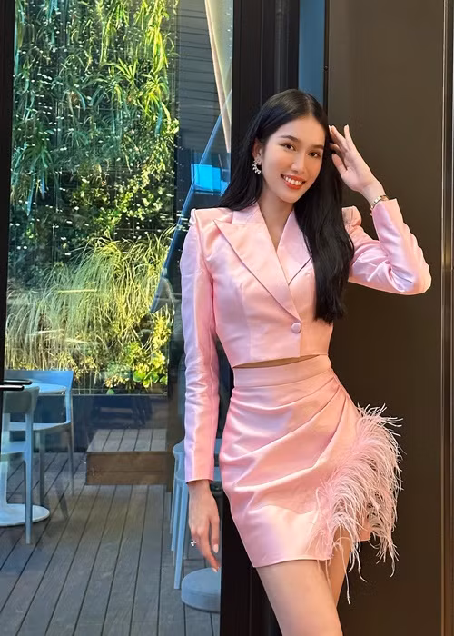 Phương Anh đi thi quốc tế từ ngày 28/11. Ảnh: FBNV