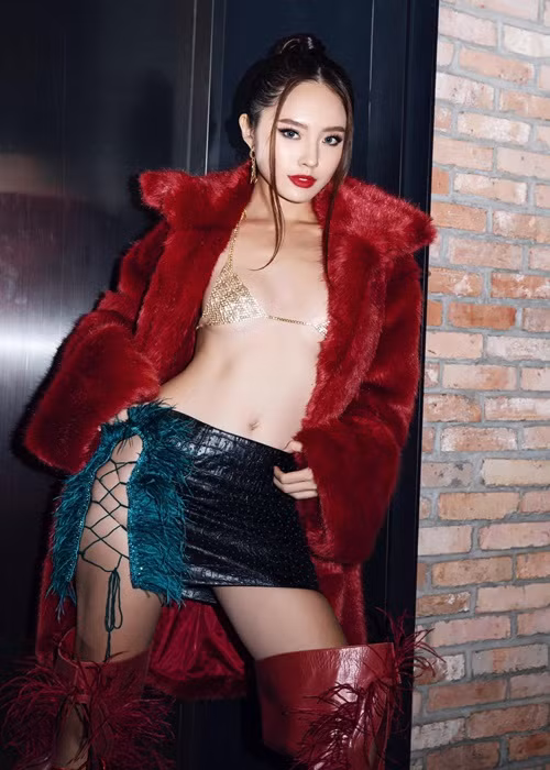 Rima Thanh Vy sở hữu nét đẹp khá "Tây".
