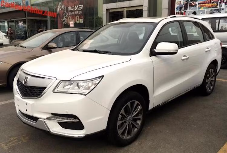 Về động cơ, Jinbei Diazi chỉ được trang bị loại động cơ duy nhất là 4 xi-lanh thẳng hàng tăng áp 1.5l, đem tới công suất tối đa 150 mã lực và mô-men xoắn cực đại 220 Nm. Xe được trang bị hệ thống dẫn động cầu trước và hộp số sàn 6 cấp.